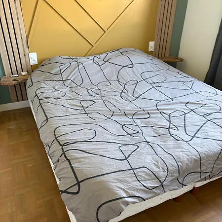 Maison 3 Chambre, 25 Minutes Circuit, Jardin, Wifi Loué