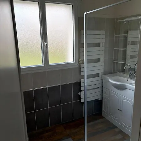 Maison 3 Chambre, 25 Minutes Circuit, Jardin, Wifi