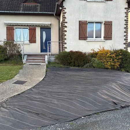Maison 3 Chambre, 25 Minutes Circuit, Jardin, Wifi Loué